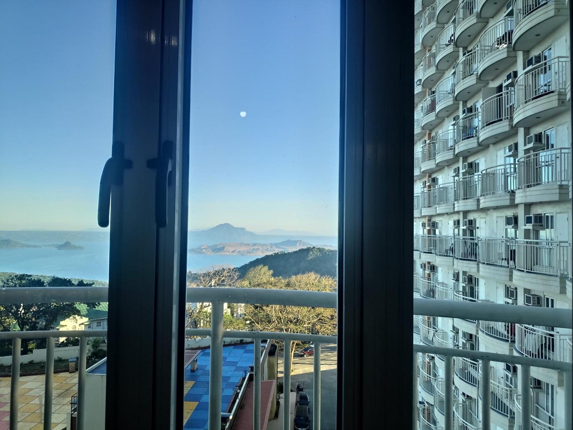 Tagaytay Staycation By Naya And Darla W Free Swimming Pool, Wifi & Netflix Tagaytay City Eksteriør billede