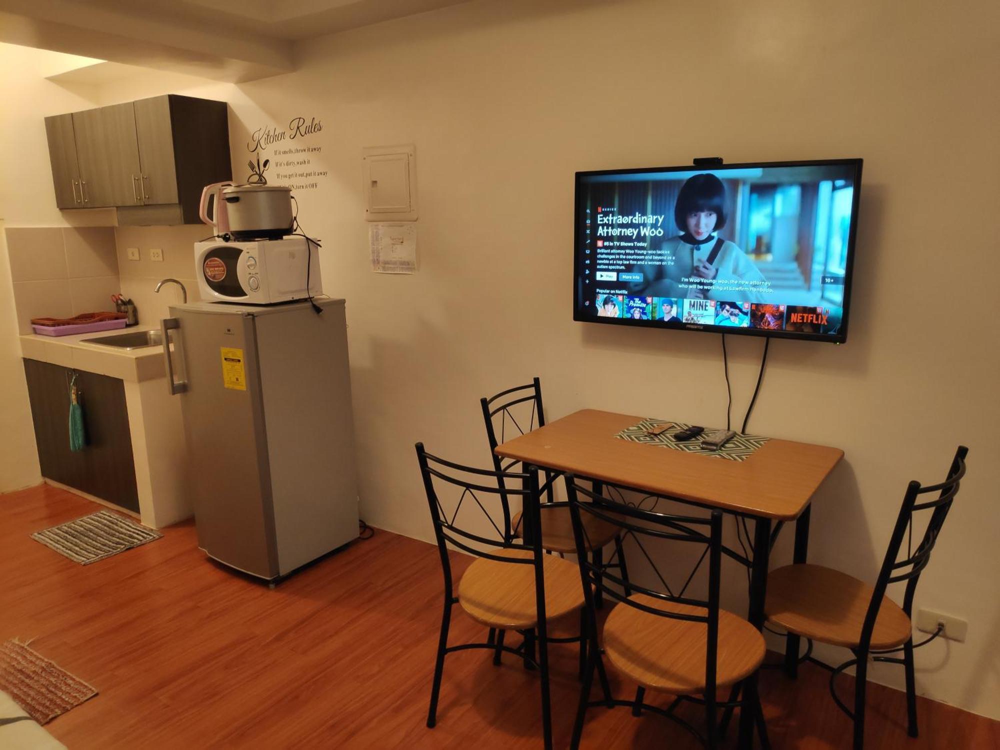 Tagaytay Staycation By Naya And Darla W Free Swimming Pool, Wifi & Netflix Tagaytay City Eksteriør billede
